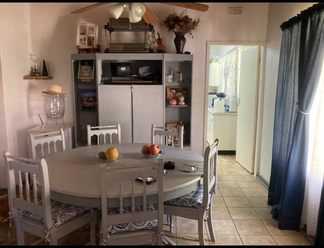 4 BEDROOM HOUSE FOR SALE IN PROTEA PARK